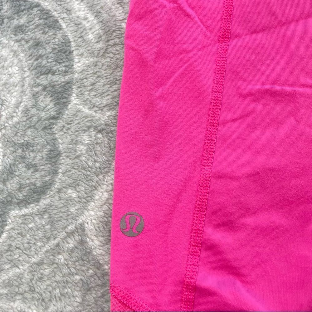 Womens Lululemon Run: Pace Crop - Picture 5 of 6